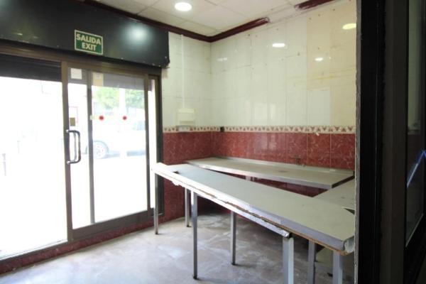 Local en calle Cefeo, 60