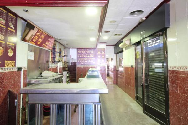 Local en calle Cefeo, 60