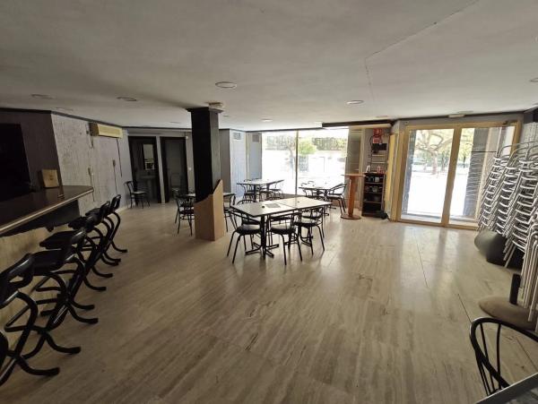 Local en Barrio Ensanche-Diputación