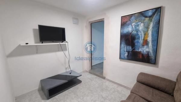 Local en calle Antonio Maura, 26