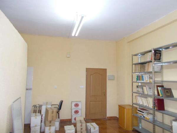 Local en plaza Argel, 3 b