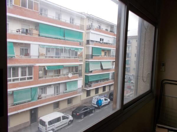 Local en plaza Argel, 3 b