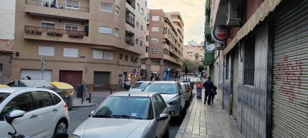 Local en Barrio Carolinas Altas