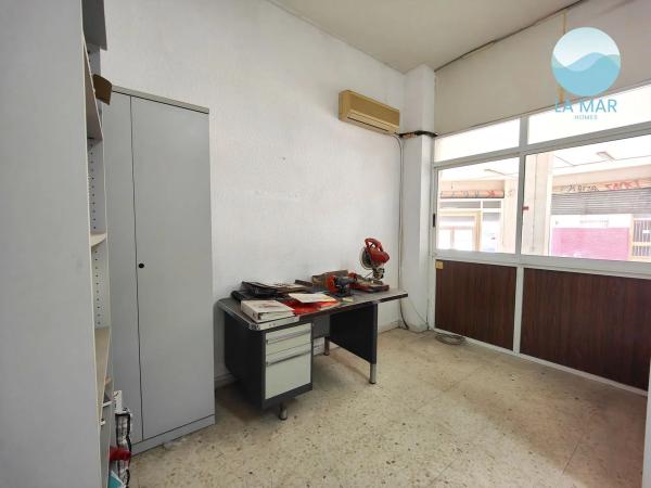 Local en calle de San Salvador