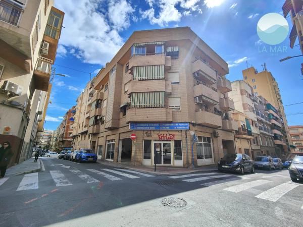 Local en calle de San Salvador