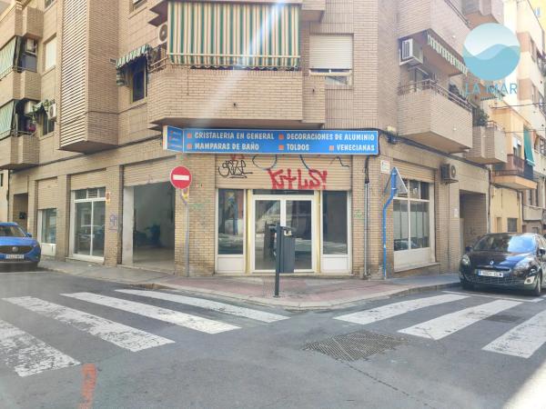 Local en calle de San Salvador