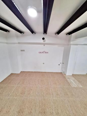 Local en calle Lafora, 7