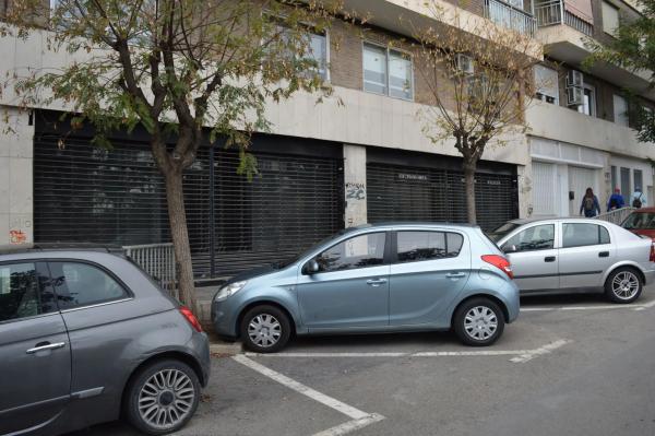 Local en avenida de Dénia, 9