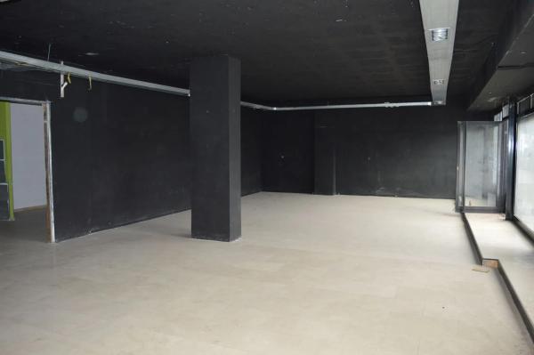 Local en avenida de Dénia, 9