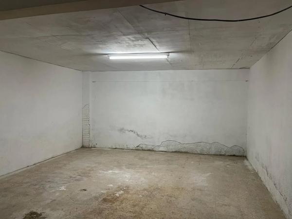 Local en calle Cánovas del Castillo