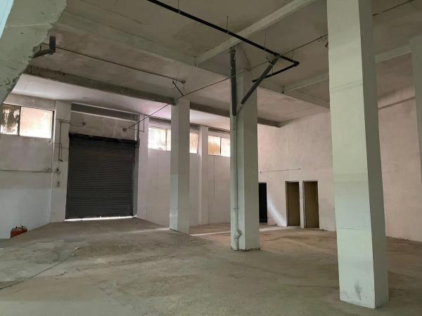 Local en calle Cánovas del Castillo