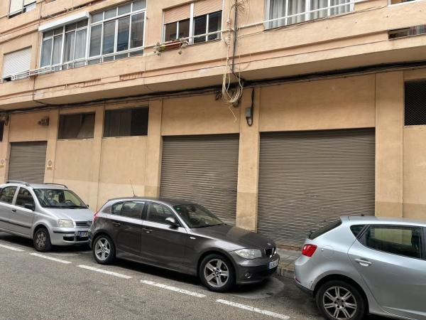 Local en calle Cánovas del Castillo