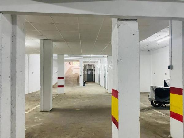 Local en calle Pinoso