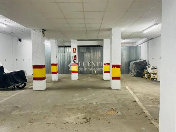 Local en calle Pinoso