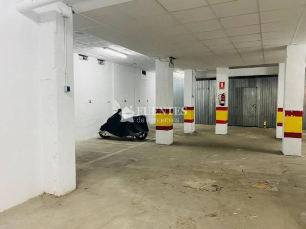 Local en calle Pinoso