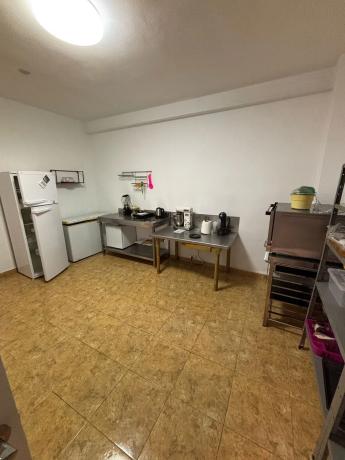 Local en calle Foguerer, 18