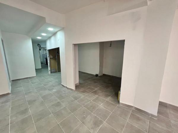 Local en calle Antonio Maura