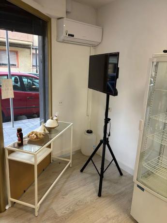 Local en calle Foguerer, 18