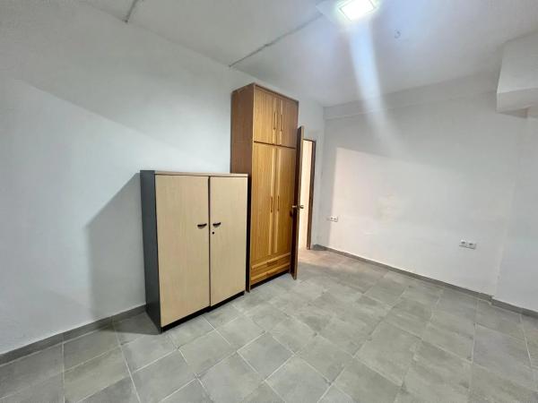 Local en calle Antonio Maura