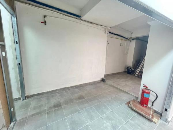 Local en calle Antonio Maura