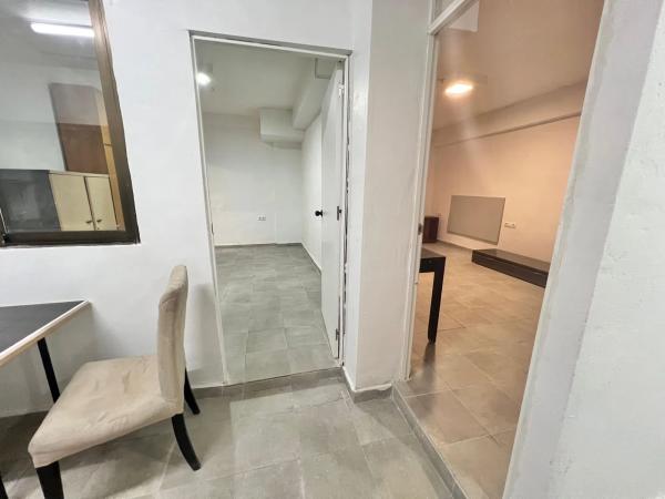 Local en calle Antonio Maura