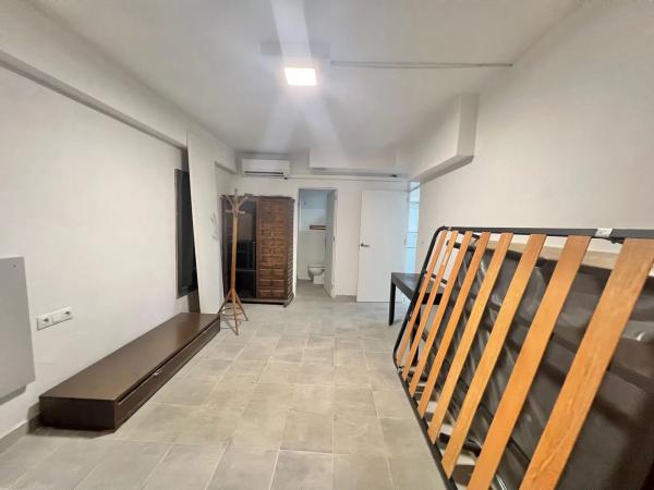 Local en calle Antonio Maura