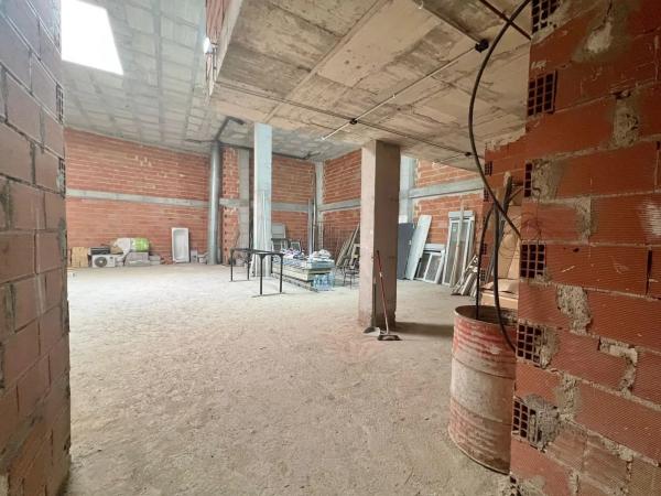 Local en calle Doctor Sapena