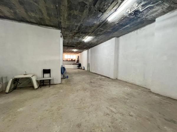 Local en calle Sargento Vaillo