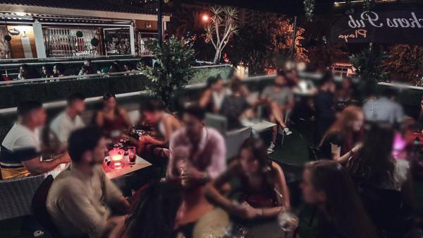 Local en avenida Países Escandinavos, 8