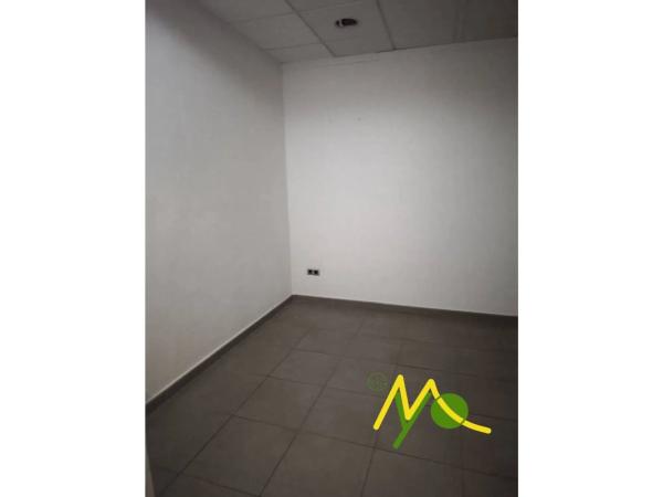 Local en avenida Historiador Vicente Ramos