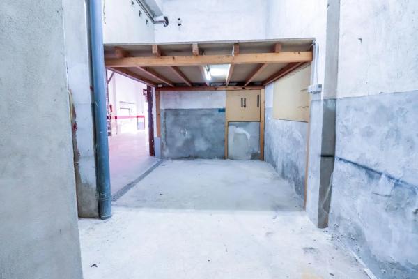 Local en Barrio Carolinas Bajas