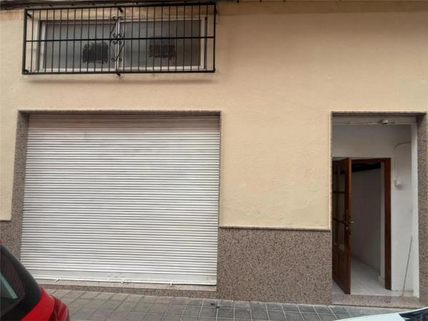 Local en calle Lafora