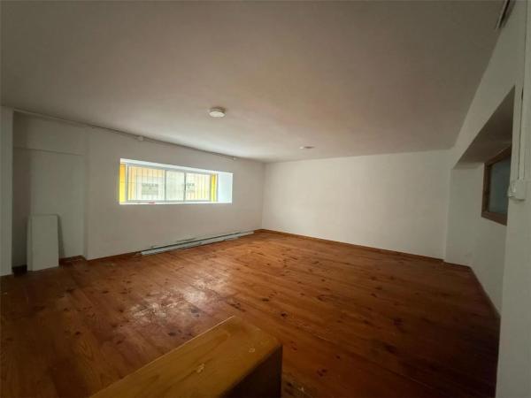 Local en calle Lafora