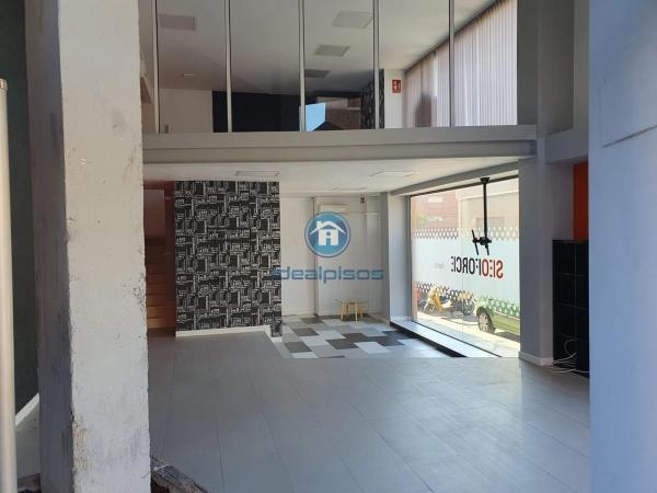 Local en calle Dámaso Abad