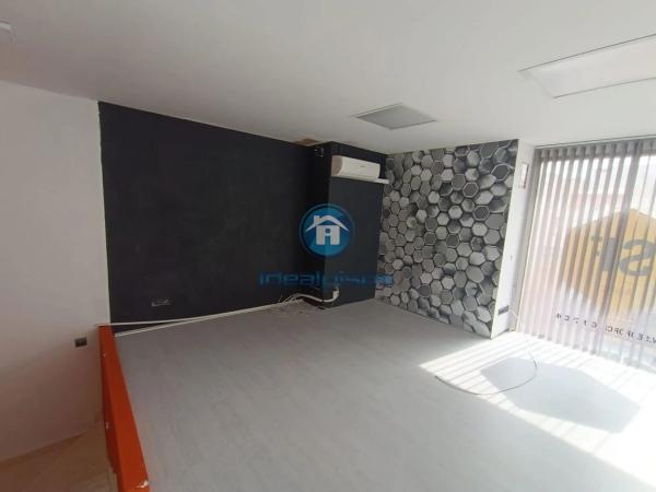 Local en calle Dámaso Abad