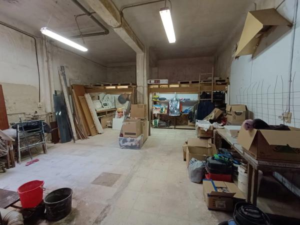 Local en calle Barcelona, 3