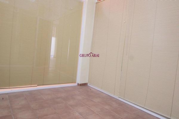 Local en avenida d'Oriola, 20