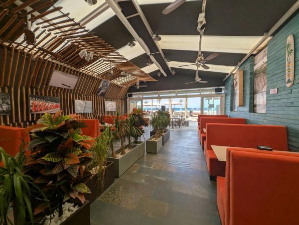 Local en avenida de Niza, 5