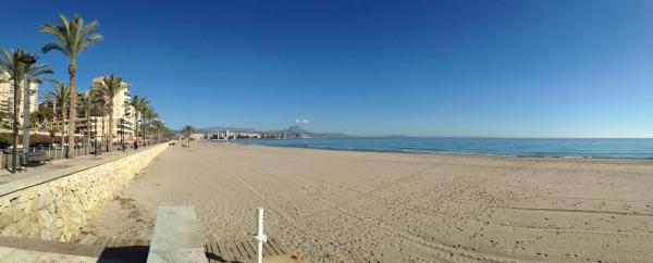 Local en avenida de Niza, 5