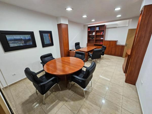 Local en calle Jaime Segarra