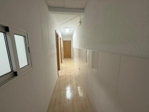 Local en Barrio Carolinas Bajas