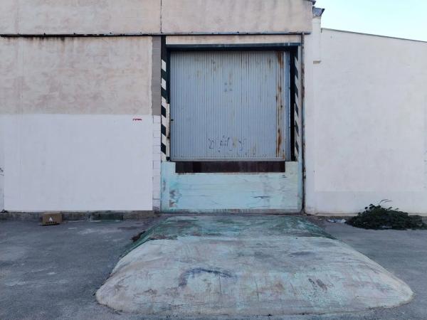 Nave en calle Abogado Andres Charques, 2