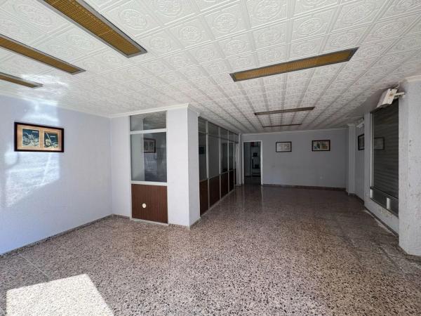 Local en calle Jaén, 2