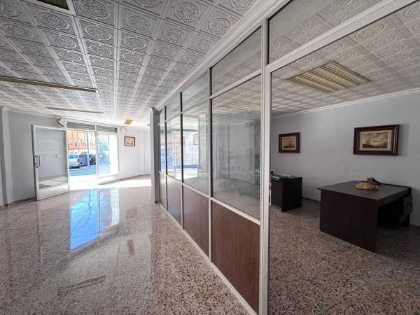 Local en calle Jaén, 2