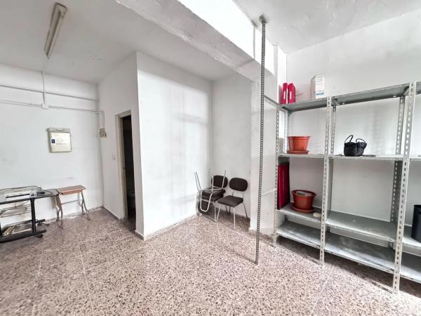 Local en calle Jaén, 2