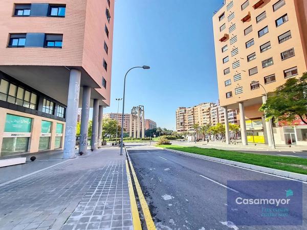 Local en calle Jacinto Masanet