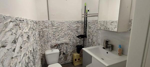 Local en Barrio Carolinas Altas