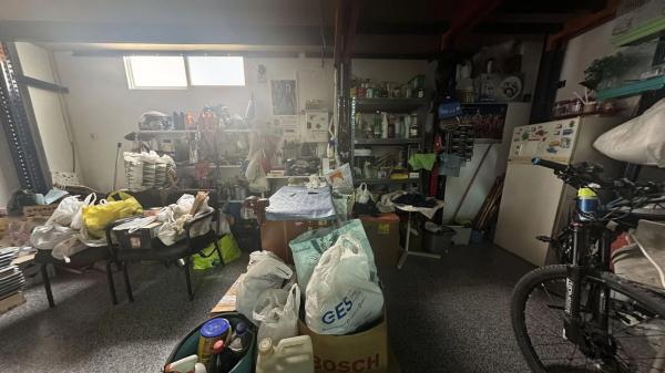 Local en calle de Confrides