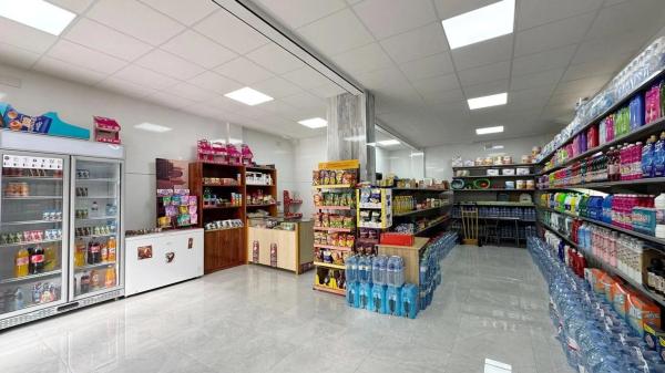 Local en avenida Ejércitos Españoles