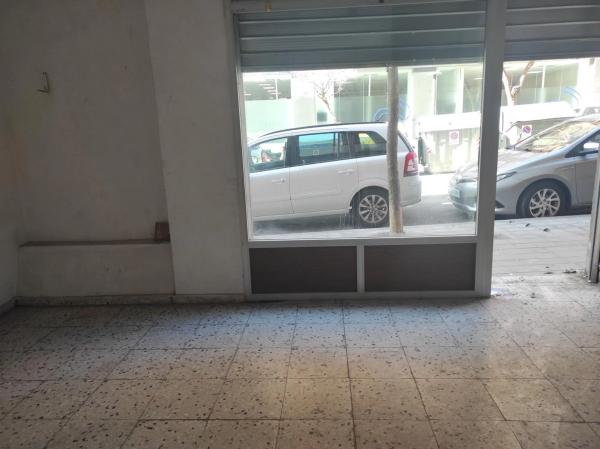 Local en calle de los Doscientos